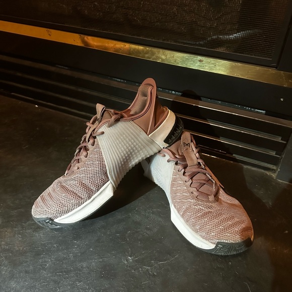 Nike Metcons 9 Womens 9.5 - Picture 4 of 6